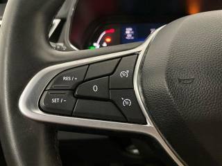 RENAULT Clio usata, con Hill holder