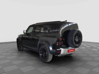 LAND ROVER Defender usata 2
