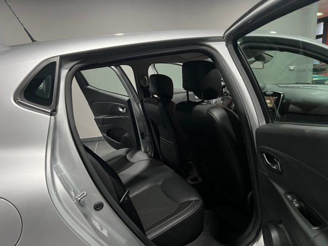 RENAULT Clio usata, con Chiusura centralizzata