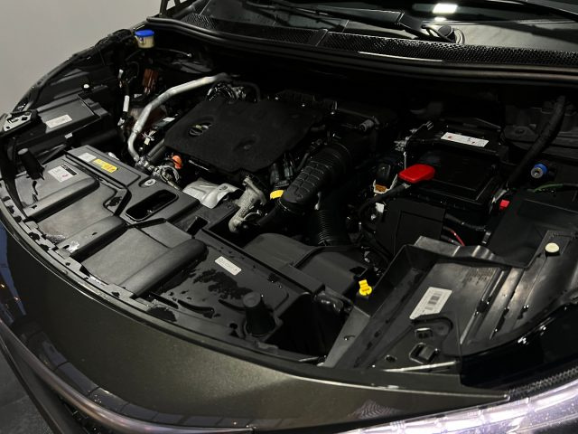 PEUGEOT 3008 usata, con Controllo automatico clima