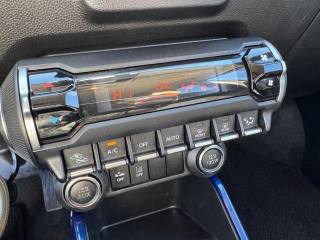 SUZUKI Ignis usata, con Boardcomputer