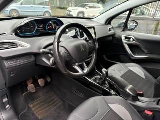PEUGEOT 2008 usata, con Autoradio