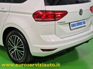 VOLKSWAGEN Touran usata 60