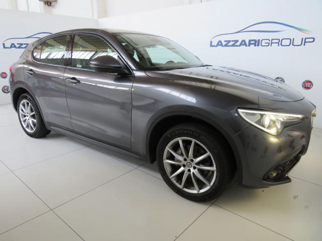 ALFA ROMEO Stelvio usata, con Alzacristalli elettrici