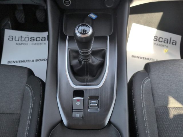 NISSAN Qashqai usata, con USB