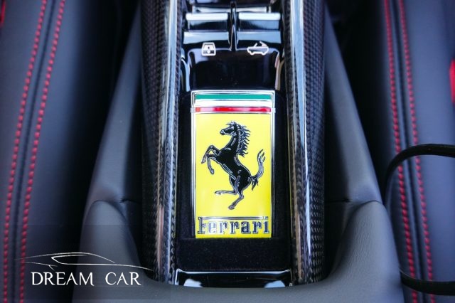FERRARI 296 usata, con Interni in pelle