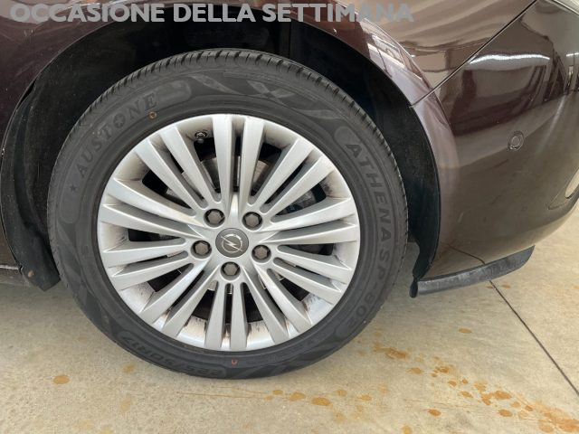 OPEL Zafira Tourer usata, con Cruise Control