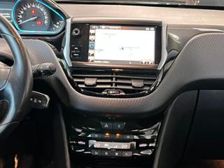 PEUGEOT 2008 usata, con Controllo trazione