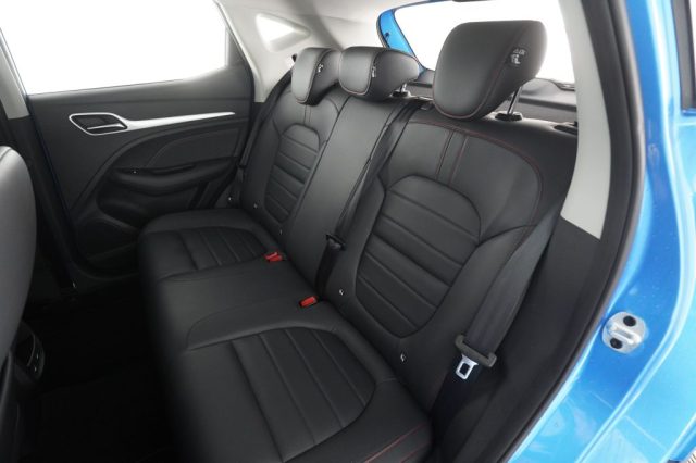 MG ZS usata 8