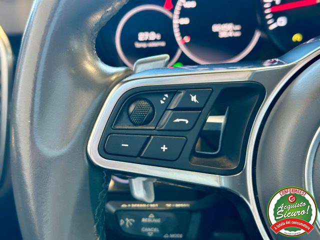 PORSCHE Cayenne usata, con Sistema di navigazione