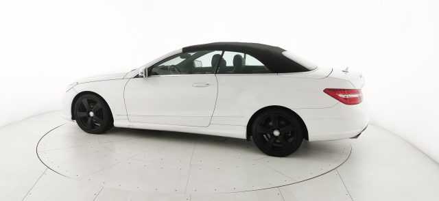MERCEDES-BENZ E 220 usata, con Sedili sportivi