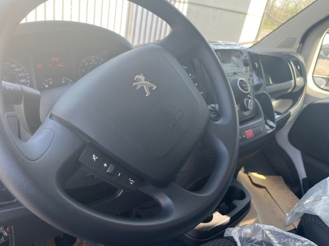 PEUGEOT Boxer usata, con Chiusura centralizzata