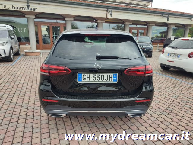 MERCEDES-BENZ B 180 usata, con Riconoscimento dei segnali stradali