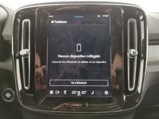 VOLVO XC40 usata, con USB