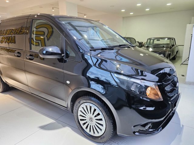MERCEDES-BENZ Vito usata, con Alzacristalli elettrici