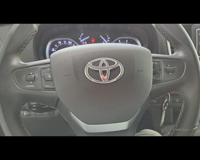 TOYOTA Proace Verso usata, con Portellone posteriore elettrico