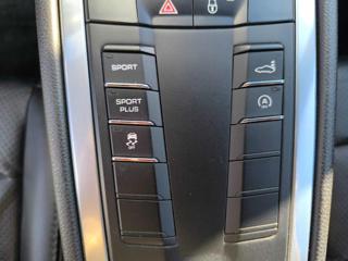 PORSCHE 911 usata, con Fari Xenon