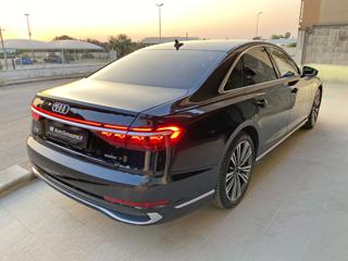 AUDI A8 usata, con Alzacristalli elettrici