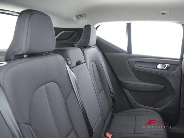 VOLVO XC40 usata 10