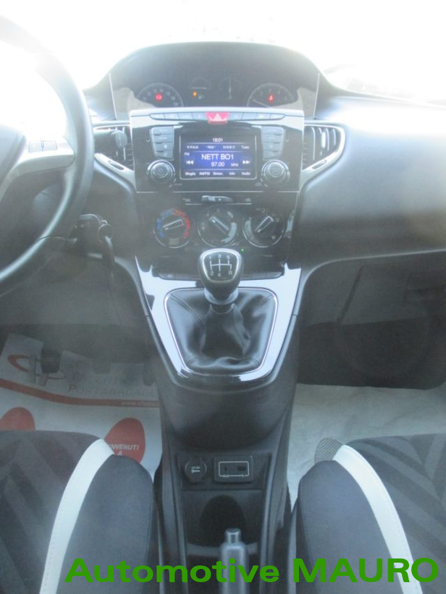 LANCIA Ypsilon usata 17