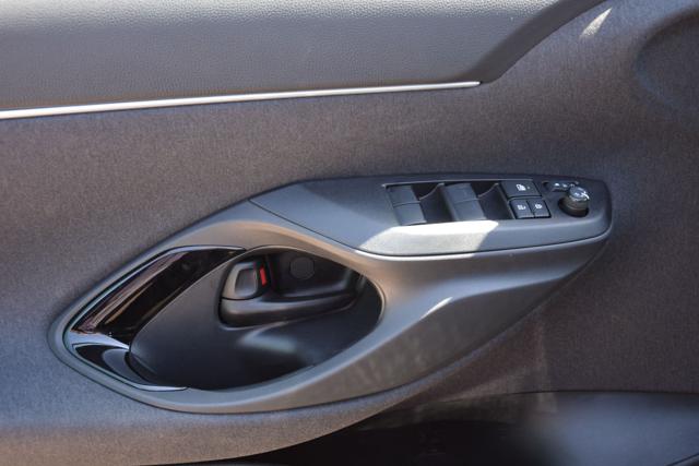 TOYOTA Yaris Cross usata, con Controllo automatico clima