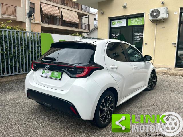 TOYOTA Yaris usata 10