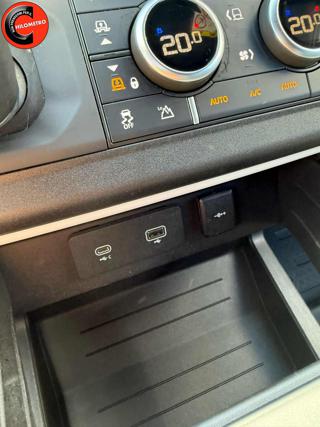 LAND ROVER Defender usata 20