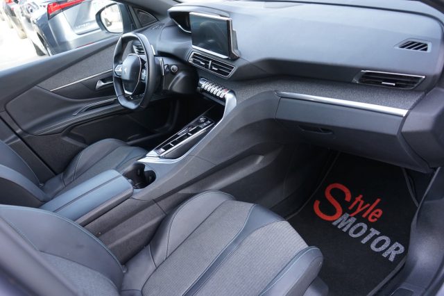 PEUGEOT 3008 usata, con Sistema di navigazione