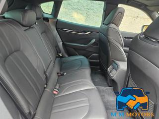 MASERATI Levante usata, con Fendinebbia