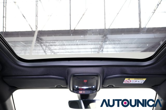 PEUGEOT 208 usata, con Fari full-led