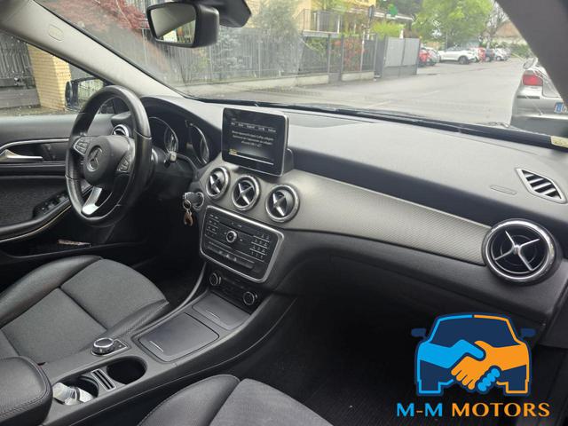 MERCEDES-BENZ GLA 180 usata, con Sistema di navigazione