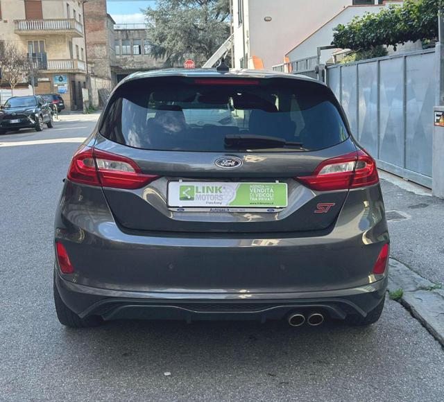 FORD Fiesta usata, con Bluetooth