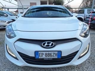 HYUNDAI i30 usata, con Airbag