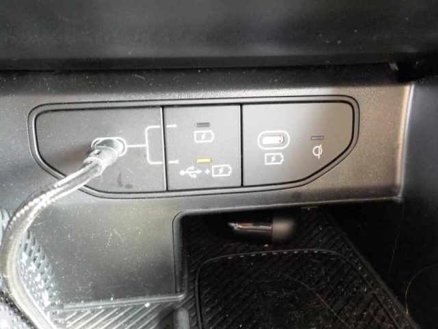 KIA Sorento usata, con Sedile posteriore sdoppiato