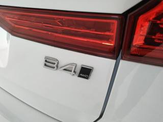 VOLVO XC60 usata, con Volante in pelle