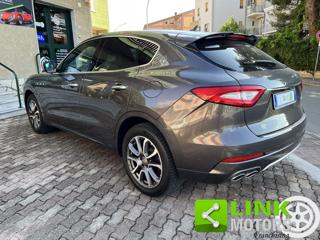 MASERATI Levante usata, con Boardcomputer