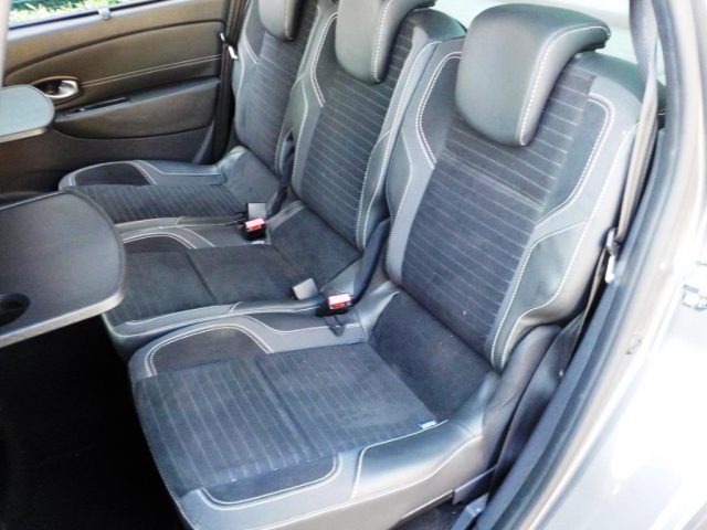 RENAULT Scenic usata, con Luci diurne LED