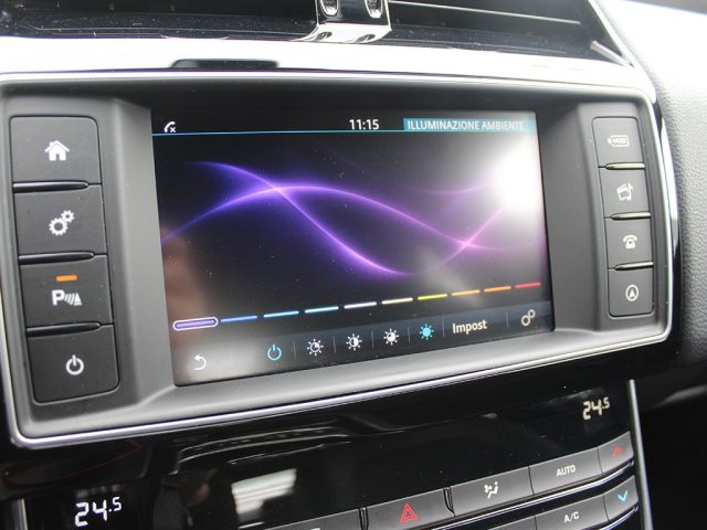 JAGUAR XE usata, con Controllo vocale