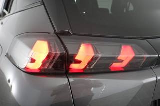 PEUGEOT 2008 usata 9