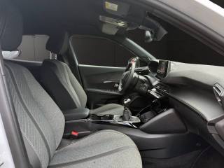 PEUGEOT 2008 usata, con Servosterzo