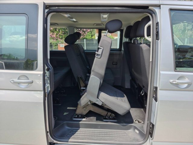VOLKSWAGEN Caravelle usata, con Airbag testa