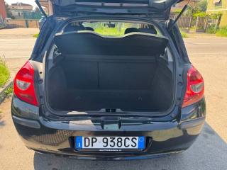 RENAULT Clio usata 8