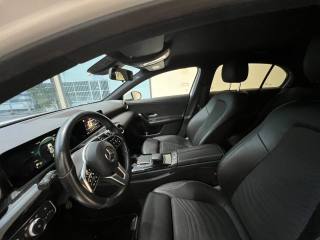 MERCEDES-BENZ A 180 usata, con Airbag testa