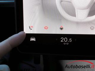 TESLA Model 3 usata, con Riconoscimento dei segnali stradali