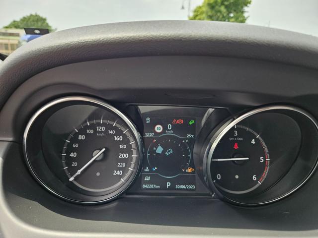 LAND ROVER Discovery Sport usata, con Specchietti laterali elettrici