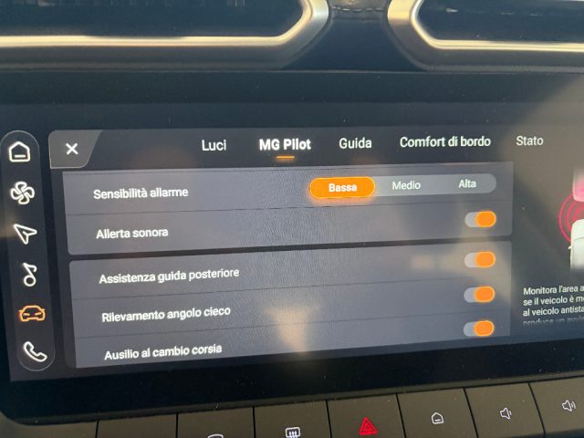 MG ZS usata, con Sensori di parcheggio posteriori