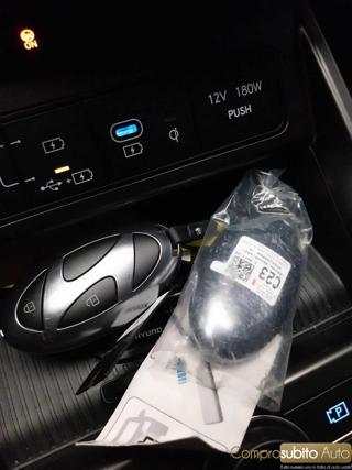 HYUNDAI Kona usata, con Airbag testa