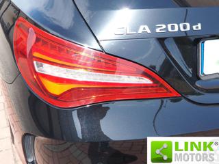 MERCEDES-BENZ CLA 200 usata, con Park Distance Control