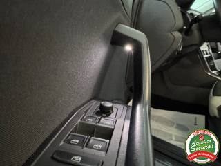 VOLKSWAGEN T-Roc usata, con Touch screen