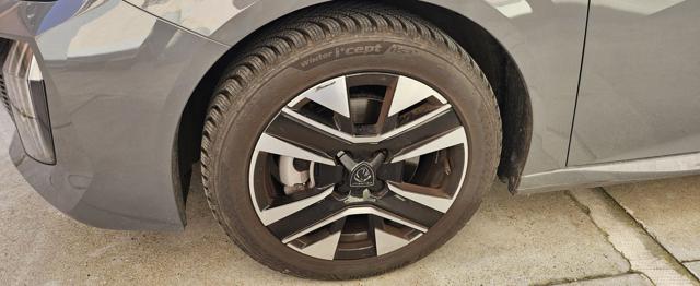 PEUGEOT 208 usata, con Sedile posteriore sdoppiato